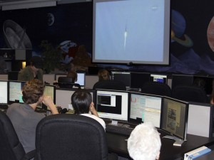 366539main_watchinglaunch Students watch the launch of LRO and LCROSS from the GAVRT control room. Credit: Lewis Center for Educational Research/Greg Waskul.