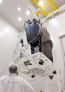 JCSAT-12 is raised inside the Spaceport’s satellite preparation facility following the spacecraft’s arrival in French Guiana over the weekend. Built by Lockheed Martin, JCSAT-12 will be operated by SKY Perfect JSAT Corporation.