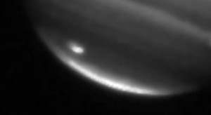 jup-20090720-browse This image shows a large impact on Jupiter's south polar region captured on July 20, 2009, by NASA's Infrared Telescope Facility in Mauna Kea, Hawaii. Image credit: NASA/JPL/Infrared Telescope Facility
