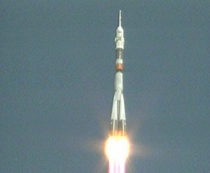 160328main_2009-09-30_021513 The Soyuz TMA-16 rocket launches from the Baikonur Cosmodrome in Kazakhstan. Photo Credit: NASA TV