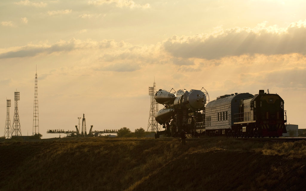 3962270422_f867db1178_b The Soyuz rocket is rolled out to the launch pad Monday, Sept. 28, 2009 at the Baikonur Cosmodrome in Kazakhstan. The Soyuz is scheduled to launch the crew of Expedition 21 and a spaceflight participant on Sept. 30, 2009. Credit: NASA/Bill Ingalls