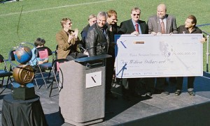 : A symbolic $10 million check is presented to the winners of the Ansari X Prize on 6 November 2004.