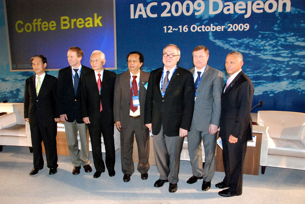 IAC 2009 Opens In South Korea Space For Sustainable Peace And Progress 