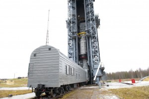 Upper composite arrives by train. Credit: ESA Upper composite arrives by train. Credit: ESA