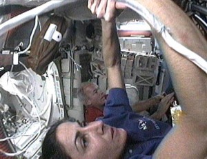 xpedition 21 Flight Engineers Nicole Stott and Jeff Williams work in the Quest airlock of the International Space Station. Credit: NASA TV xpedition 21 Flight Engineers Nicole Stott and Jeff Williams work in the Quest airlock of the International Space Station. Credit: NASA TV