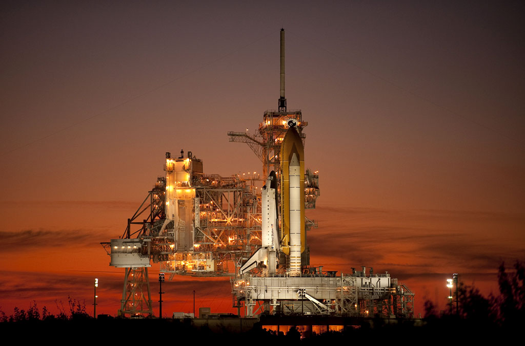 Space shuttle Atlantis on Launch Pad 39a Awaiting the STS-129 mission. Credit: NASA Space shuttle Atlantis on Launch Pad 39a Awaiting the STS-129 mission. Credit: NASA