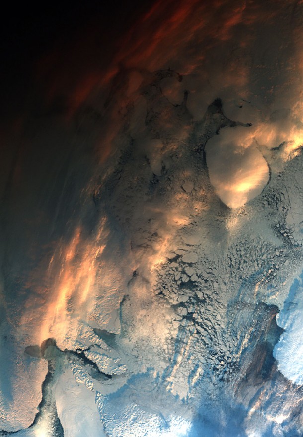 This Envisat image shows the snow-covered Nunavut territory in the Canadian Arctic. Credits: ESA This Envisat image shows the snow-covered Nunavut territory in the Canadian Arctic. Credits: ESA