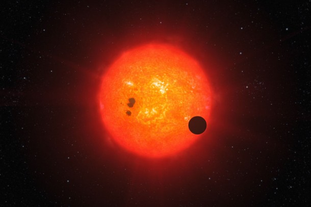 Astronomers Find World with Thick, Inhospitable Atmosphere and an Icy Heart. Credit: ESO Astronomers Find World with Thick, Inhospitable Atmosphere and an Icy Heart. Credit: ESO