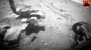 mer20091217-640 This three-frame animation aids evaluation of performance of the right-front wheel on NASA's Mars Exploration Rover Spirit during a drive on the rover's 2,117th Martian day, or sol (Dec. 16, 2009). Image credit: NASA/JPL-Caltech