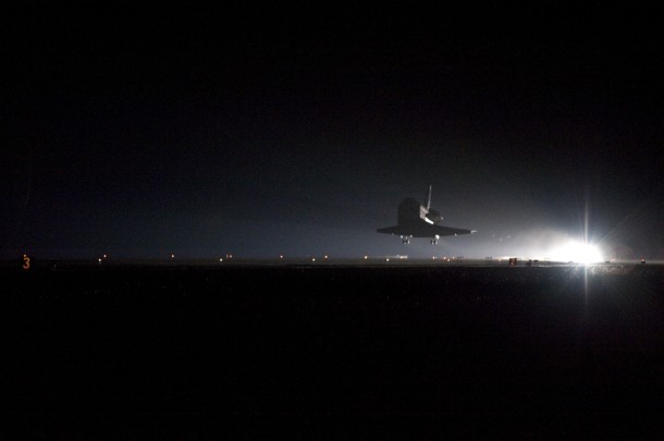 With landing gear down, space shuttle Endeavour approaches Runway 15 at the Shuttle Landing Facility at NASA's Kennedy Space Center in Florida. Photo credit: NASA/ Tom Farrar Jr. With landing gear down, space shuttle Endeavour approaches Runway 15 at the Shuttle Landing Facility at NASA's Kennedy Space Center in Florida. Photo credit: NASA/ Tom Farrar Jr.