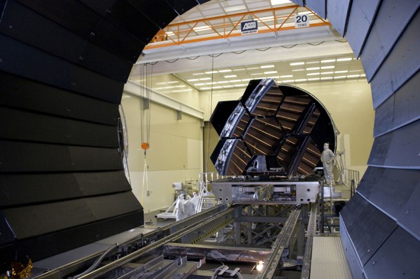 Six of the 18 James Webb Space Telescope mirror segments are being prepped to move into the X-ray and Cryogenic Facility, or XRCF, at NASA's Marshall Space Flight Center in Huntsville, Ala. Credit: NASA/MSFC/Emmett Givens Six of the 18 James Webb Space Telescope mirror segments are being prepped to move into the X-ray and Cryogenic Facility, or XRCF, at NASA's Marshall Space Flight Center in Huntsville, Ala. Credit: NASA/MSFC/Emmett Givens
