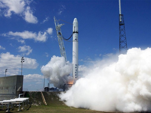 Static test firing of the Falcon 9 first stage, conducted at SpaceX's launch site, Cape Canaveral, Florida on March 13, 2010. Credit: SpaceX / Chris Thompson. Static test firing of the Falcon 9 first stage, conducted at SpaceX's launch site, Cape Canaveral, Florida on March 13, 2010. Credit: SpaceX / Chris Thompson.