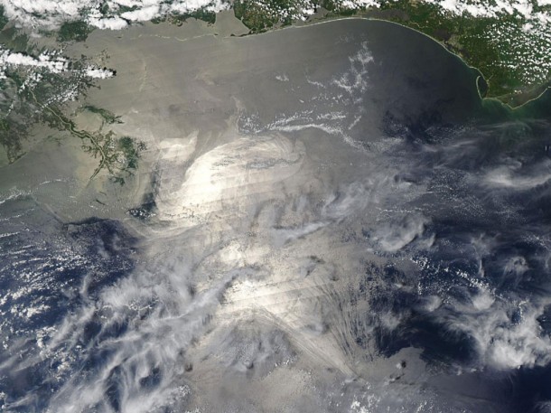 NASA's Aqua Satellite Sees Sunglint on Gulf Oil Slick. Credit: NASA/Goddard/MODIS Rapid Response Team NASA's Aqua Satellite Sees Sunglint on Gulf Oil Slick. Credit: NASA/Goddard/MODIS Rapid Response Team