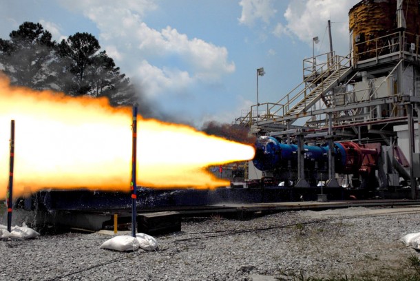 Test firing NASA's 24-inch-diameter, 109-inch-long solid rocket motor is a versatile and efficient way to test new materials and designs. Credit: NASA/MSFC Test firing NASA's 24-inch-diameter, 109-inch-long solid rocket motor is a versatile and efficient way to test new materials and designs. Credit: NASA/MSFC