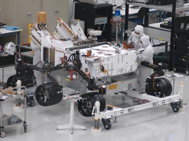 Mars rover Curiosity, the centerpiece of NASA's Mars Science Laboratory mission, is coming together for extensive testing prior to its late 2011 launch. Image Credit: NASA/JPL-Caltech Mars rover Curiosity, the centerpiece of NASA's Mars Science Laboratory mission, is coming together for extensive testing prior to its late 2011 launch. Image Credit: NASA/JPL-Caltech