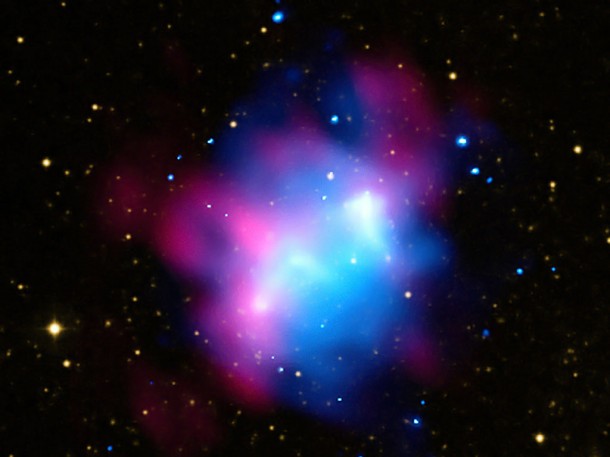 Cluster Collisions Switch on Radio Halos. Credit: X-ray (NASA/CXC/SAO/M.Markevitch); Radio (TIFR/GMRTSAO/INAF/R.Cassano, S.Giacintucci); Optical (DSS) Cluster Collisions Switch on Radio Halos. Credit: X-ray (NASA/CXC/SAO/M.Markevitch); Radio (TIFR/GMRTSAO/INAF/R.Cassano, S.Giacintucci); Optical (DSS)