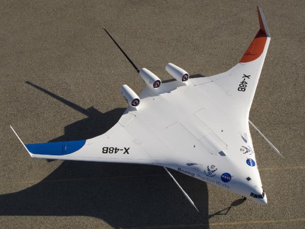 With its spin parachute tail stinger extending aft, Boeing's sub-scale X-48B BWB technology demonstrator shows off its clean semi-triangular shape. Credit: NASA / Tony Landis With its spin parachute tail stinger extending aft, Boeing's sub-scale X-48B BWB technology demonstrator shows off its clean semi-triangular shape. Credit: NASA / Tony Landis