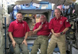 Commander Doug Wheelock (left) and Flight Engineers Scott Kelly and Shannon Walker talk to KILT radio in Houston. Credit: NASA TV Commander Doug Wheelock (left) and Flight Engineers Scott Kelly and Shannon Walker talk to KILT radio in Houston. Credit: NASA TV