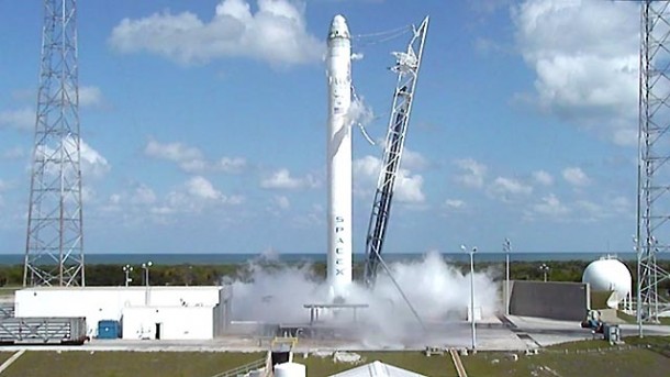Falcon 9 Demonstration Flight 2 on the launch pad during the full wet dress rehearsal, which includes everything up to just before engine ignition. Photo: SpaceX. Falcon 9 Demonstration Flight 2 on the launch pad during the full wet dress rehearsal, which includes everything up to just before engine ignition. Photo: SpaceX.