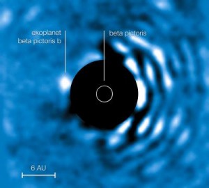 The planet Beta Pictoris b imaged using the Apodizing Phase Plate coronagraph. The "bad" (bright) side of the image is visible to the right while the central bright regions of the central star (Beta Pictoris) have been masked out to enable the viewer to clearly see the planet to the left of the star. Credit: European Southern Observatory (ESO) The planet Beta Pictoris b imaged using the Apodizing Phase Plate coronagraph. The "bad" (bright) side of the image is visible to the right while the central bright regions of the central star (Beta Pictoris) have been masked out to enable the viewer to clearly see the planet to the left of the star. Credit: European Southern Observatory (ESO)