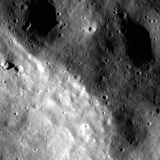 The northeast rim of Eratosthenes crater is easily seen as the change in reflectance due to differing slopes - higher reflectance terrain in the lower left is the steeply sloping interior. LROC NAC image M117562615L, image width is 600 m. Credit: NASA/GSFC/Arizona State University The northeast rim of Eratosthenes crater is easily seen as the change in reflectance due to differing slopes - higher reflectance terrain in the lower left is the steeply sloping interior. LROC NAC image M117562615L, image width is 600 m. Credit: NASA/GSFC/Arizona State University
