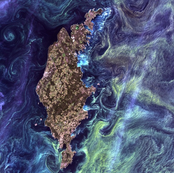 Van Gogh from Space. Credit: USGS/NASA/Landsat 7 Van Gogh from Space. Credit: USGS/NASA/Landsat 7