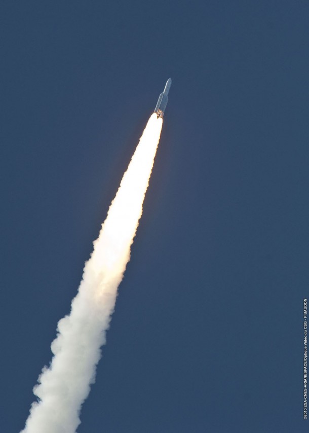 Ariane 5 ascends from the Spaceport during today’s daytime launch, powered by its two solid propellant boosters and core cryogenic stage. Ariane 5 ascends from the Spaceport during today’s daytime launch, powered by its two solid propellant boosters and core cryogenic stage.
