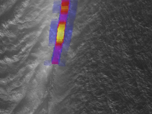 Data from NASA's Cassini spacecraft have enabled scientists to make the highest-resolution heat intensity maps yet for the hottest part of a "tiger stripe" fissure on Saturn's moon Enceladus. Image credit: NASA/JPL/GSFC/SWRI/SSI Data from NASA's Cassini spacecraft have enabled scientists to make the highest-resolution heat intensity maps yet for the hottest part of a "tiger stripe" fissure on Saturn's moon Enceladus. Image credit: NASA/JPL/GSFC/SWRI/SSI