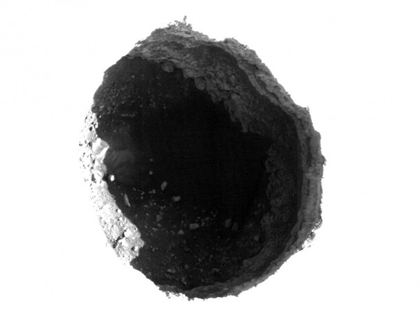 This enhanced image shows the inside of a rimless pit about 310 meters (1,017 feet) in diameter, northwest of the mountain Ascraeus Mons in the northern hemisphere of Mars. Image credit: NASA/JPL-Caltech/University of Arizona This enhanced image shows the inside of a rimless pit about 310 meters (1,017 feet) in diameter, northwest of the mountain Ascraeus Mons in the northern hemisphere of Mars. Image credit: NASA/JPL-Caltech/University of Arizona