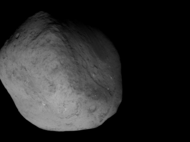NASA's Stardust-NExT mission took this image of comet Tempel 1 at 8:39 p.m. PST (11:39 p.m. EST) on Feb 14, 2011. The comet was first visited by NASA's Deep Impact mission in 2005. Image credit: NASA/JPL-Caltech/Cornell NASA's Stardust-NExT mission took this image of comet Tempel 1 at 8:39 p.m. PST (11:39 p.m. EST) on Feb 14, 2011. The comet was first visited by NASA's Deep Impact mission in 2005. Image credit: NASA/JPL-Caltech/Cornell