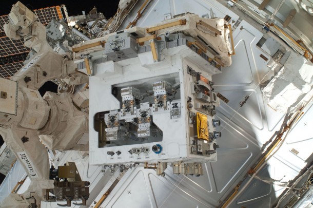 The Robotic Refueling Mission module, installed on its temporary platform on the International Space Station’s Dextre robot. RRM will demonstrate robotic servicing technology and lay the foundation for future missions. Credit: NASA The Robotic Refueling Mission module, installed on its temporary platform on the International Space Station’s Dextre robot. RRM will demonstrate robotic servicing technology and lay the foundation for future missions. Credit: NASA