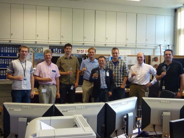 TNO team celebrate success TNO team celebrate success