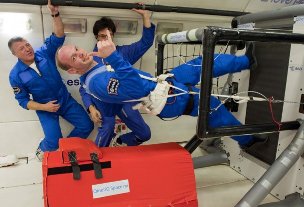 Alexander Gerst running on a new treadmill, installed at 90° to the aircraft floor. In zero gravity, angle has no meaning but for testing this position gives more accurate results. Credits: ESA - Anneke Le Floc'h Alexander Gerst running on a new treadmill, installed at 90° to the aircraft floor. In zero gravity, angle has no meaning but for testing this position gives more accurate results. Credits: ESA - Anneke Le Floc'h