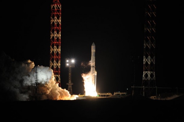 Intelsat 18 Launch
