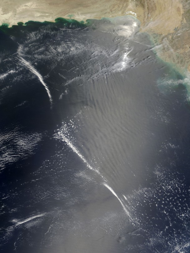 The banded pattern seen here in the waters of the Arabian Sea and the clouds above are the handiwork of a gravity wave in Earth's atmosphere. Image credit: Image courtesy Jeff Schmaltz MODIS Rapid Response Team, NASA-GSFC The banded pattern seen here in the waters of the Arabian Sea and the clouds above are the handiwork of a gravity wave in Earth's atmosphere. Image credit: Image courtesy Jeff Schmaltz MODIS Rapid Response Team, NASA-GSFC