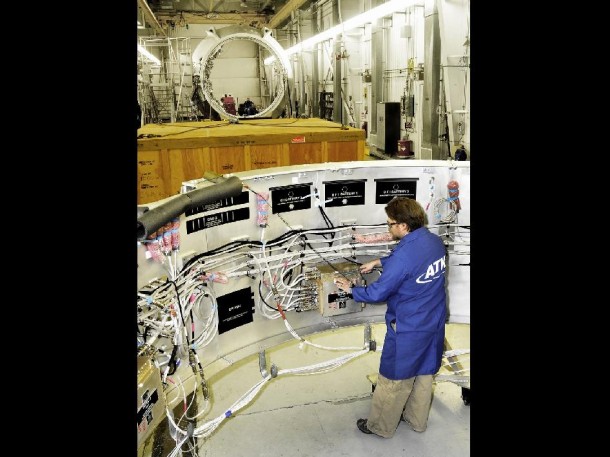 A technician with ATK of Brigham City, Utah, adjusts instrumentation prior to the March 28 Flight Control Test 1, testing the avionics and controls for NASA’s Space Launch System booster. (ATK) A technician with ATK of Brigham City, Utah, adjusts instrumentation prior to the March 28 Flight Control Test 1, testing the avionics and controls for NASA’s Space Launch System booster. (ATK)