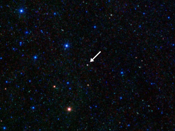 This image taken by NASA's Wide-field Infrared Survey Explorer (WISE) shows a blazar -- a voracious supermassive black hole inside a galaxy with a jet that happens to be pointed right toward Earth. These objects are rare and hard to find, but astronomers have discovered that they can use the WISE all-sky infrared images to uncover new ones. So far, researchers have found more than 200 new blazars, and they say WISE has the potential to find many more. Image credit: NASA/JPL-Caltech/Kavli This image taken by NASA's Wide-field Infrared Survey Explorer (WISE) shows a blazar -- a voracious supermassive black hole inside a galaxy with a jet that happens to be pointed right toward Earth. These objects are rare and hard to find, but astronomers have discovered that they can use the WISE all-sky infrared images to uncover new ones. So far, researchers have found more than 200 new blazars, and they say WISE has the potential to find many more. Image credit: NASA/JPL-Caltech/Kavli