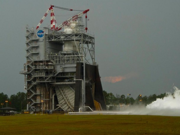 Views of the June 8, 2012 J-2X powerpack test at Stennis Space Center (NASA/SSC)
