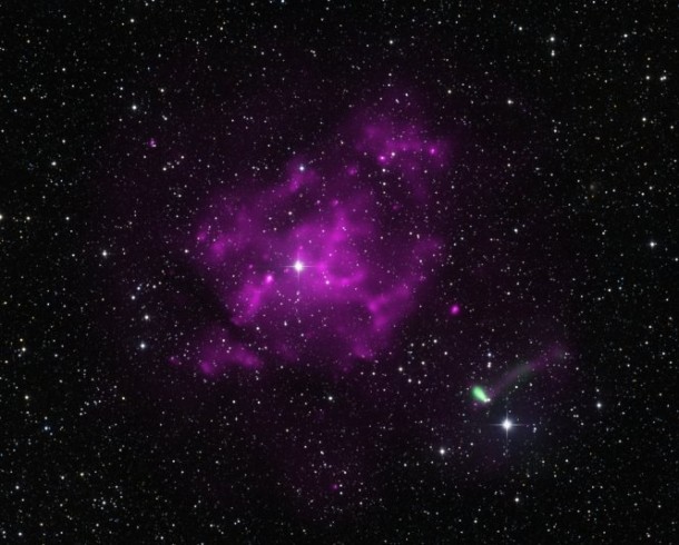 Credits: X-ray: NASA/CXC/UC Berkeley/J. Tomsick et al and ESA/XMM-Newton; Optical: DSS, 2MASS/UMass/IPAC-Caltech/NASA/NSF Credits: X-ray: NASA/CXC/UC Berkeley/J. Tomsick et al and ESA/XMM-Newton; Optical: DSS, 2MASS/UMass/IPAC-Caltech/NASA/NSF