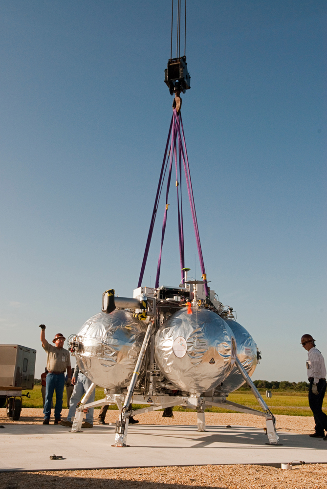 Morpheus Lander Begins Testing At Kennedy s Shuttle Landing Facility 