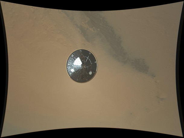 This color full-resolution image showing the heat shield of NASA's Curiosity rover was obtained during descent to the surface of Mars on Aug. 5 PDT (Aug. 6 EDT). Image credit: NASA/JPL-Caltech/MSSS This color full-resolution image showing the heat shield of NASA's Curiosity rover was obtained during descent to the surface of Mars on Aug. 5 PDT (Aug. 6 EDT). Image credit: NASA/JPL-Caltech/MSSS