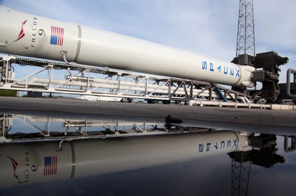 Falcon 9 gets ready to go vertical on the launch pad. This wet dress rehearsal verifies all of the ground and launch systems for Falcon 9, so the Dragon spacecraft can remain in the hangar, undergoing its own series of tests before flight. Photo: SpaceX Falcon 9 gets ready to go vertical on the launch pad. This wet dress rehearsal verifies all of the ground and launch systems for Falcon 9, so the Dragon spacecraft can remain in the hangar, undergoing its own series of tests before flight. Photo: SpaceX