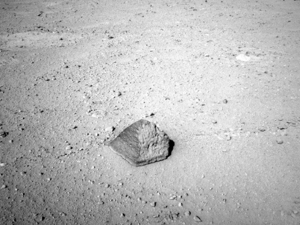 The drive by NASA's Mars rover Curiosity during the mission's 43rd Martian day, or sol, (Sept. 19, 2012) ended with this rock about 8 feet (2.5 meters) in front of the rover. Image credit: NASA/JPL-Caltech The drive by NASA's Mars rover Curiosity during the mission's 43rd Martian day, or sol, (Sept. 19, 2012) ended with this rock about 8 feet (2.5 meters) in front of the rover. Image credit: NASA/JPL-Caltech