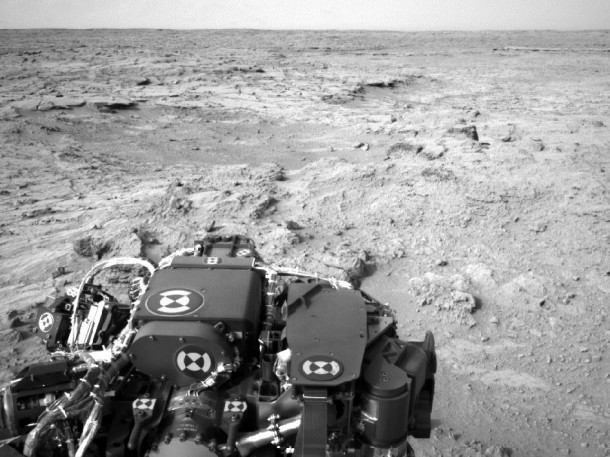 NASA's Mars rover Curiosity drove 83 feet eastward during the 102nd Martian day, or sol, of the mission (Nov. 18, 2012), and used its left navigation camera to record this view ahead at the end of the drive. Image credit: NASA/JPL-Caltech NASA's Mars rover Curiosity drove 83 feet eastward during the 102nd Martian day, or sol, of the mission (Nov. 18, 2012), and used its left navigation camera to record this view ahead at the end of the drive. Image credit: NASA/JPL-Caltech
