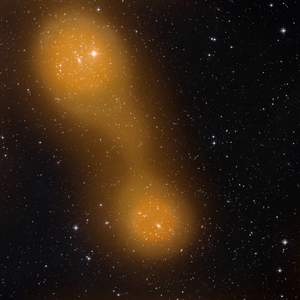 Galaxy clusters connected by gas bridge Galaxy clusters connected by gas bridge