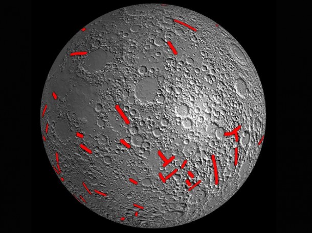 This map of one side of the moon shows the location of some of the giant dikes identified by NASA's GRAIL mission. These dikes are solidified magma filled cracks with lengths up to 300 miles (480 kilometers) and widths of up to 24 miles (40 kilometers). Image credit: NASA/JPL-Caltech/CSM This map of one side of the moon shows the location of some of the giant dikes identified by NASA's GRAIL mission. These dikes are solidified magma filled cracks with lengths up to 300 miles (480 kilometers) and widths of up to 24 miles (40 kilometers). Image credit: NASA/JPL-Caltech/CSM