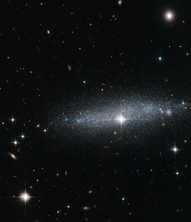 Credit: ESA/Hubble & NASA Credit: ESA/Hubble & NASA
