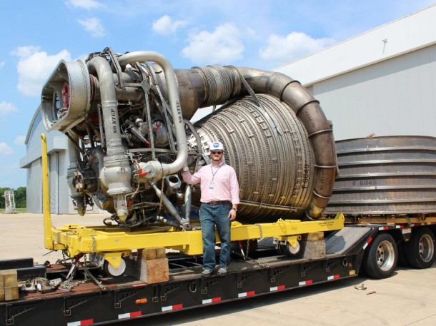 A Saturn V F-1 engine arrives at Marshall. (NASA/MSFC)