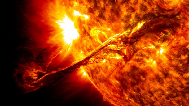On Aug. 31, 2012, a giant prominence on the sun erupted, sending out particles and a shock wave that traveled near Earth. This event may have been one of the causes of a third radiation belt that appeared around Earth a few days later, a phenomenon that was observed for the very first time by the newly-launched Van Allen Probes. This image of the prominence before it erupted was captured by NASA's Solar Dynamics Observatory (SDO). Credit: NASA/SDO/AIA/Goddard Space Flight Center On Aug. 31, 2012, a giant prominence on the sun erupted, sending out particles and a shock wave that traveled near Earth. This event may have been one of the causes of a third radiation belt that appeared around Earth a few days later, a phenomenon that was observed for the very first time by the newly-launched Van Allen Probes. This image of the prominence before it erupted was captured by NASA's Solar Dynamics Observatory (SDO). Credit: NASA/SDO/AIA/Goddard Space Flight Center