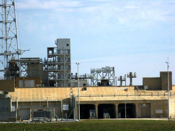 Construction is nearly complete on the new hydraulic elevators on the surface of Launch Pad 39B at Kennedy Space Center. The Ground Systems Development and Operations Program office, along with Center Operations, continue with construction upgrades and modifications to the pad so that it can support NASA's Space Launch System and other launch vehicles. Photo credit: URS/Jeffry Miller Construction is nearly complete on the new hydraulic elevators on the surface of Launch Pad 39B at Kennedy Space Center. The Ground Systems Development and Operations Program office, along with Center Operations, continue with construction upgrades and modifications to the pad so that it can support NASA's Space Launch System and other launch vehicles. Photo credit: URS/Jeffry Miller